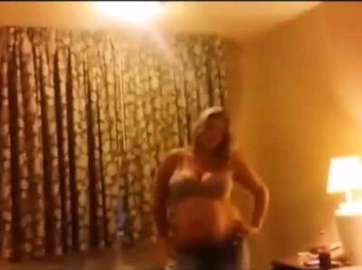 blonde pregnant girl shared - icpvid.com