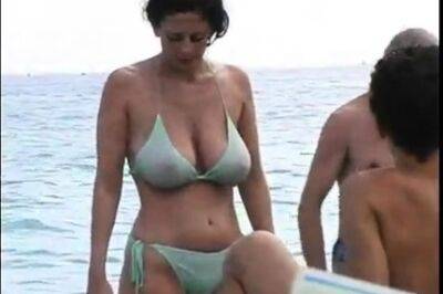 Hot MILF at beach in bikini - drtuber