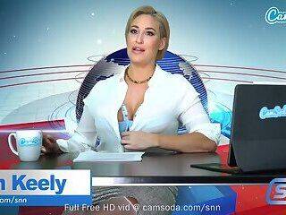 Camsoda - Ryan Keely - Buxom newscaster rides sybian - pornoxo.com