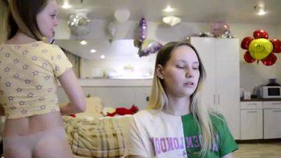 Amateur Blonde Teen - drtuber