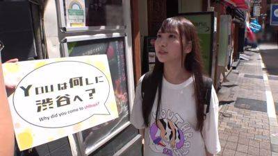 0001779_18歳の日本女性が潮ふきする激パコ素人ナンパ絶頂のエロパコ - hclips - Japan