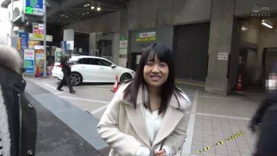 0001071_19歳の日本人女性がグラインド騎乗位するセックス - hclips - Japan