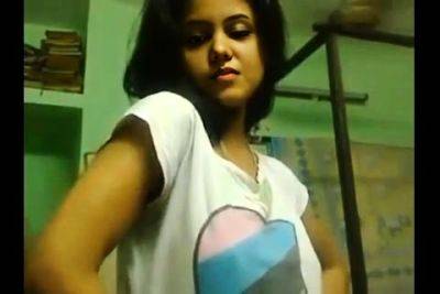 Super cute desi girl nude seducing on cam.. - drtuber