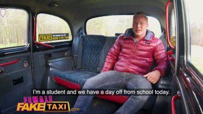 Nympho blonde swaps stud for cash in fake taxi ride - sexu.com - Czech Republic