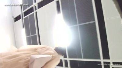 peeping chinese amateur upskirt.172 - hotmovs.com - China