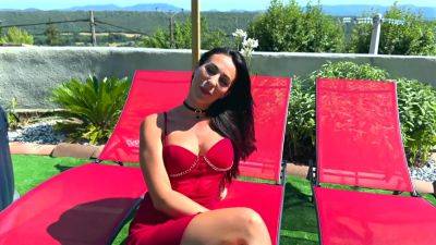 Shasha, 28, atomic brunette! - hotmovs.com