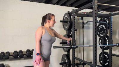 Thick Brunette Gym Warmup Bouncing & Swinging Natural Tits--luna Baylee - hotmovs.com